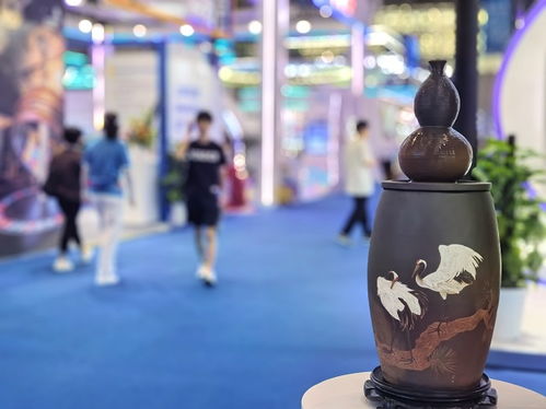榮州陶一澄品牌亮相第二屆一帶一路國(guó)際技能大賽及文創(chuàng)產(chǎn)品展覽 工藝美術(shù)品的銷售與租賃新機(jī)遇